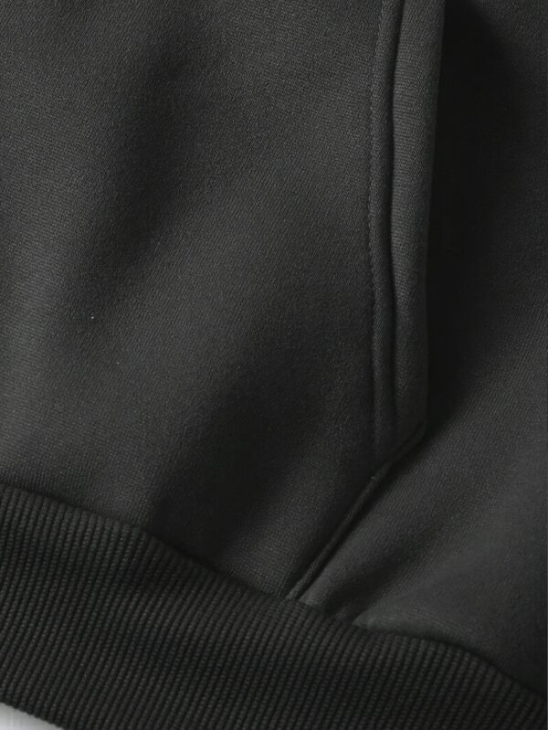 Sweat Homme à Capuche Noir avec Motif Tête de Mort et Pistolet – Image 6