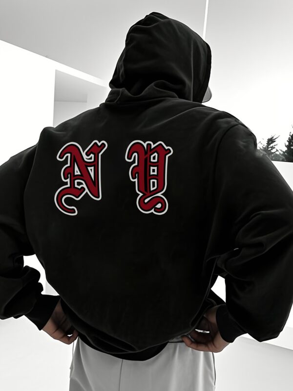 Sweat à Capuche Noir Élégant pour Homme avec Imprimé Rouge "N" – Style Streetwear Hip-Hop Toutes Saisons – Image 3